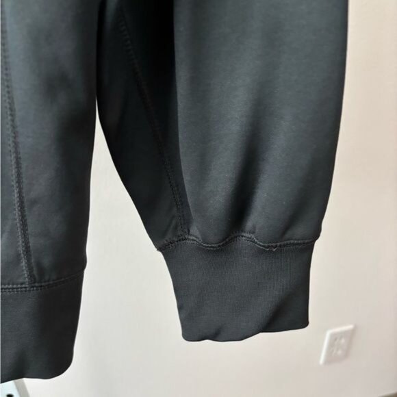 Nike Therma Fit Hoodie Men’s Size XL Black Kangaroo Pocket Streetwear Athleisure - Picture 8 of 12